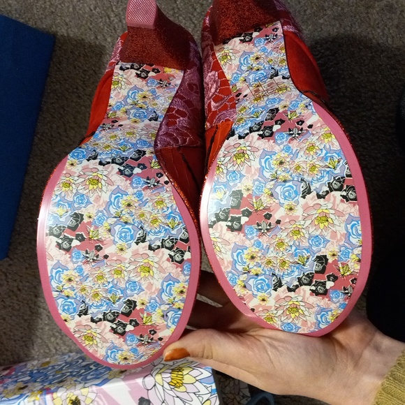 ✨RED & PINK LACE & GLITTER MIAOW IRREGULAR CHOICE ANKLE BOOTS size 43, US 10/11✨ - Picture 3 of 12